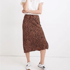Madewell Midi slip skirt in leopard